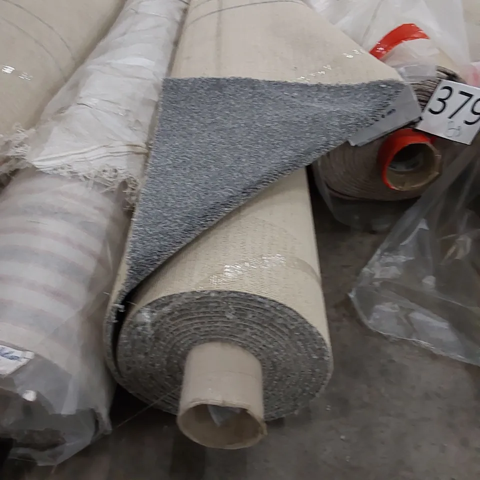 ROLL OF QUALITY IMMORTAL GREY CARPET // SIZE: APPROXIMATELY 13.6 X 4m