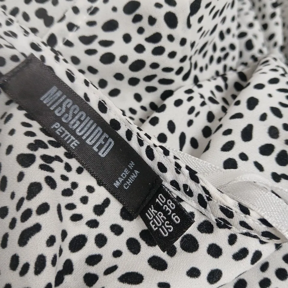 MISSGUIDED PETITE SHIRT DRESS – WHITE WITH DALMATIAN PRINT, UK 10