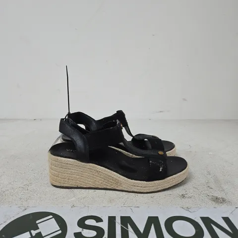 VIONIC BLACK ESPADRILLE WEDGE SANDALS – OPEN TOE, ANKLE STRAPS UK SIZE 9