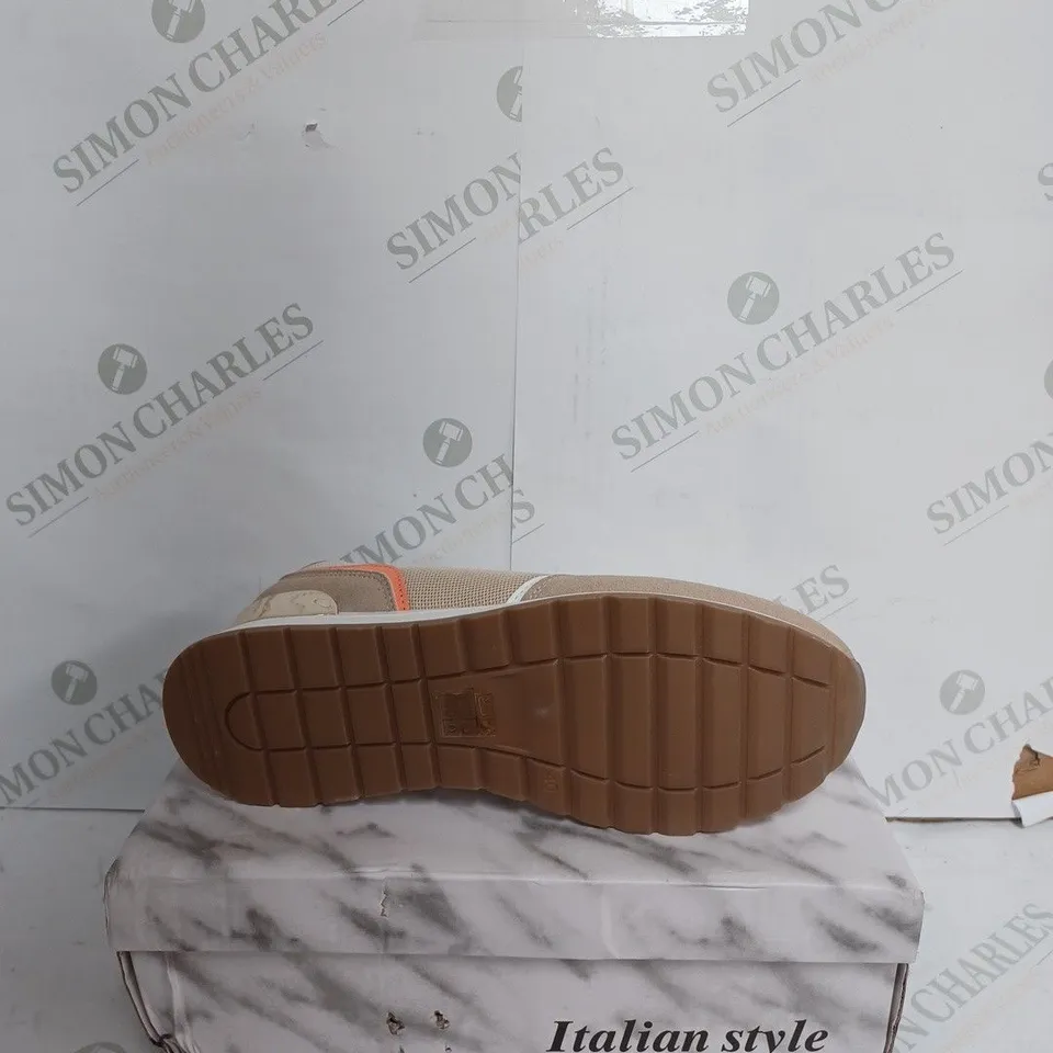 SEA STAR BLUE BEIGE TRAINERS - EU 40