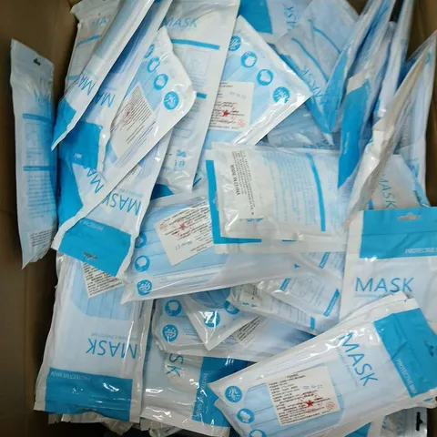 LARGE QUANTITY OF  DISPOSABLE FACE MASKS 