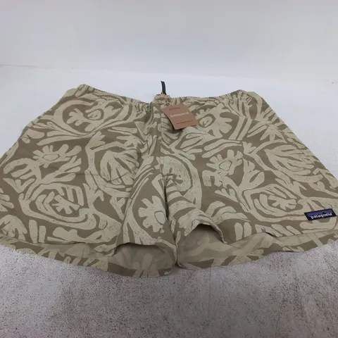 PATAGONIA BAGGIES SHORTS – SIZE L