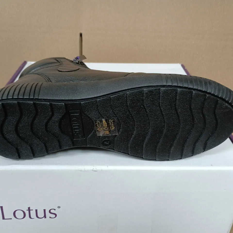BOXED PAIR OF LOTUS ATLANTA BLACK LEATHER ANKLE BOOTS – UK 7