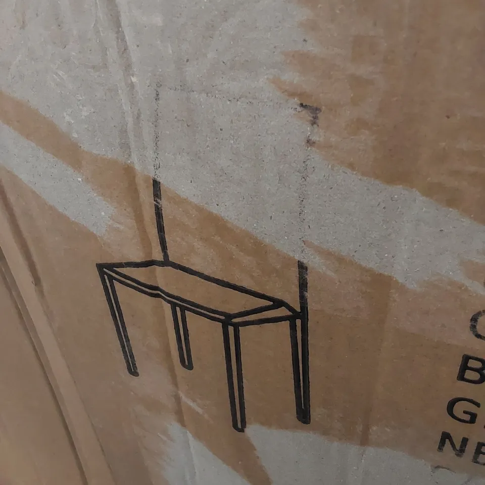 BOXED SET OF 4 ARMLESS STACKING CHAIRS - GREEN (1 BOX)