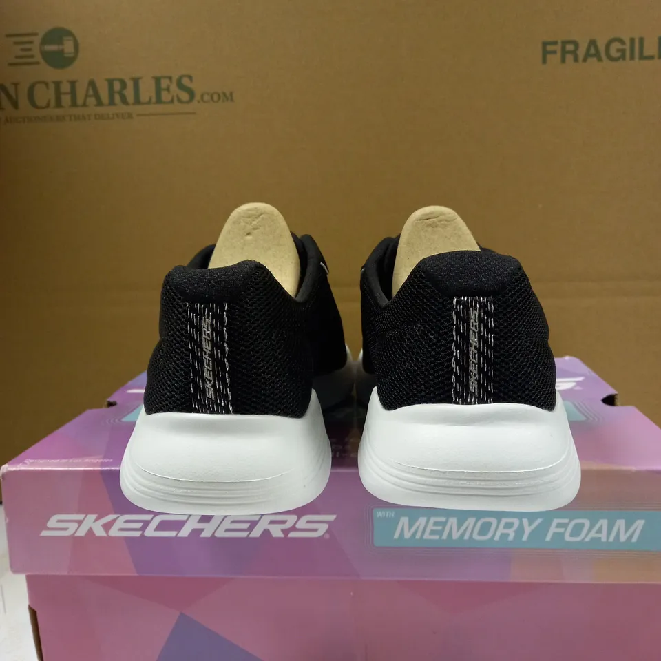 SKETCHERS BLACK LACE TRAINER SIZE 4.5