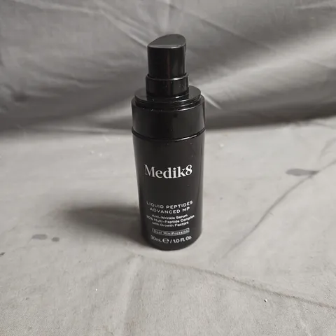 MEDIK8 LIQUID PEPTIDES ADVANCED MP ANTI-WRINKLE SERUM β 30 ML