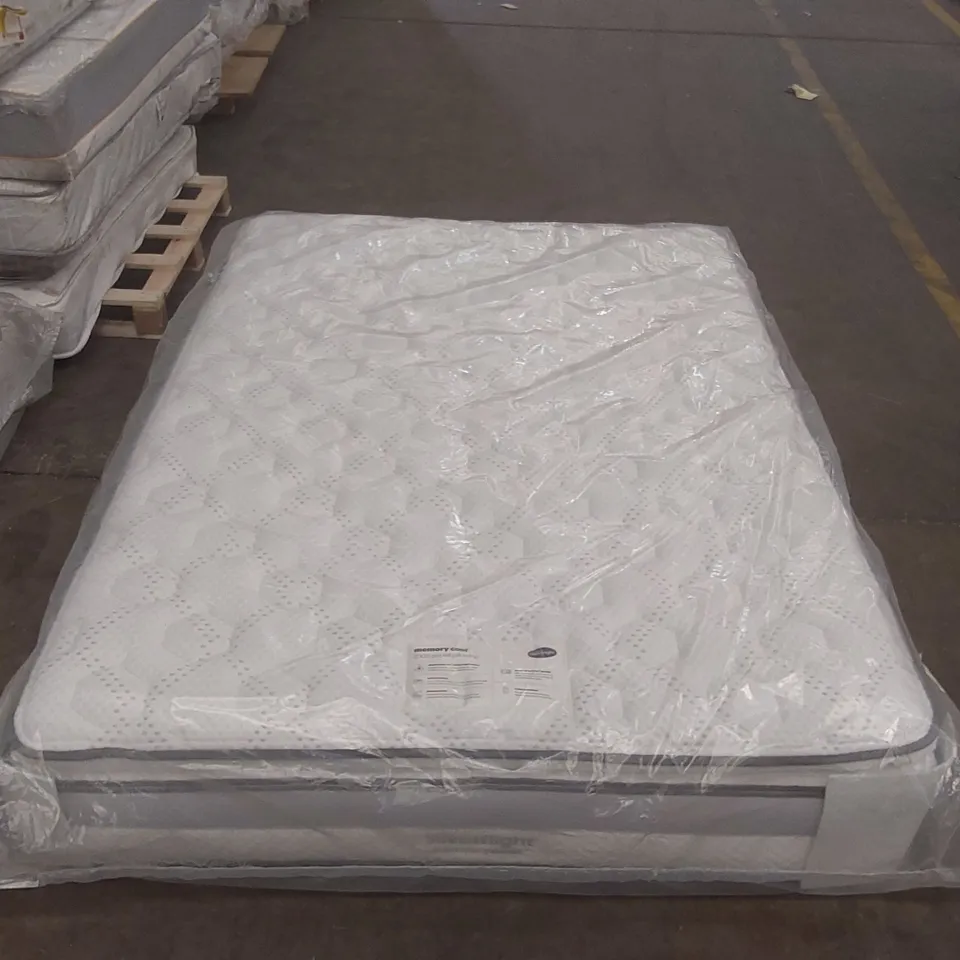 QUALITY BAGGED SILENTNIGHT MEMORY COOL 2000 PILLOW TOP 5' KING SIZE MATTRESS