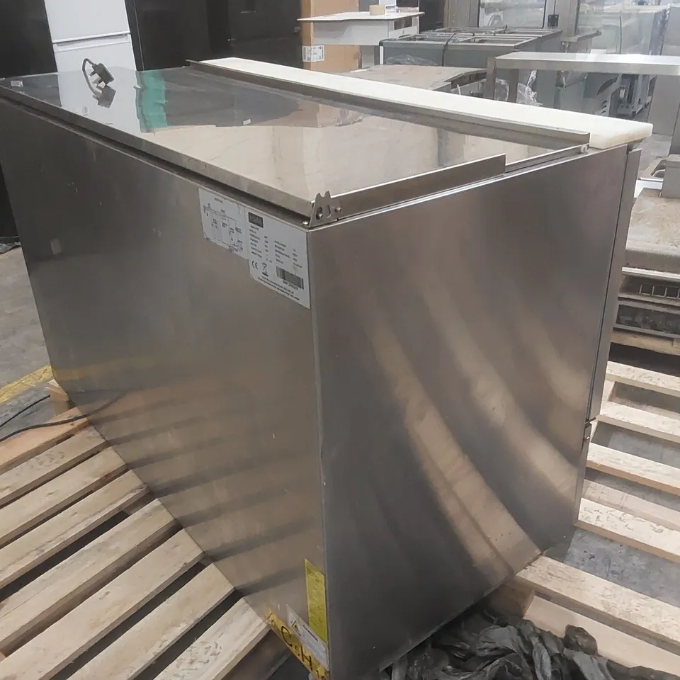 POLAR G607 3 DOOR SALADETTE FRIDGE