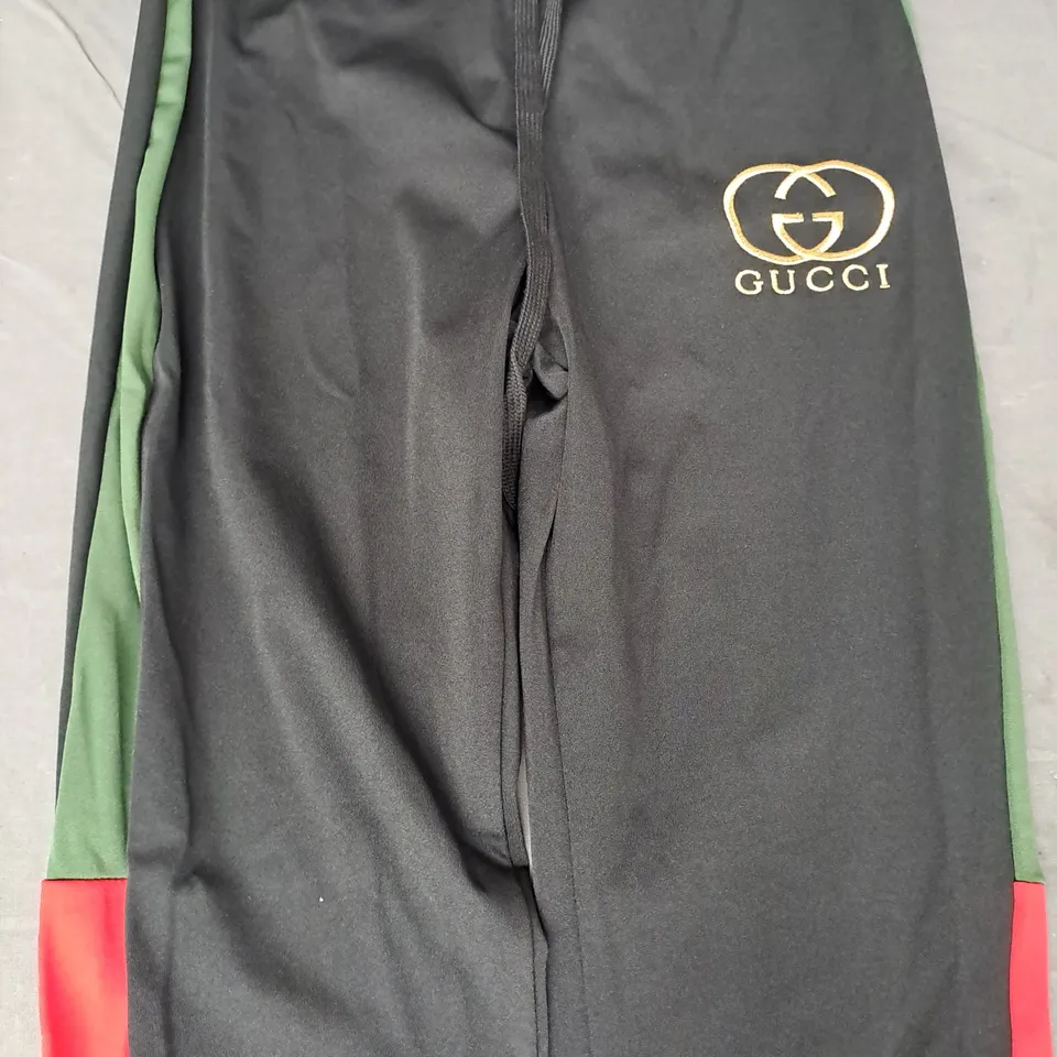 GUCCI JOGGERS IN BLACK/GREEN/RED SIZE SMALL