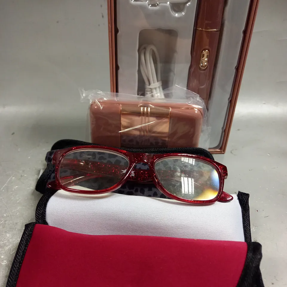 BOX OF APPROXIMATELY 10 ASSORTED ITEMS TO INCLUDE - SIMPLY BEAUTY PRODUCTS- GLASSES ETC