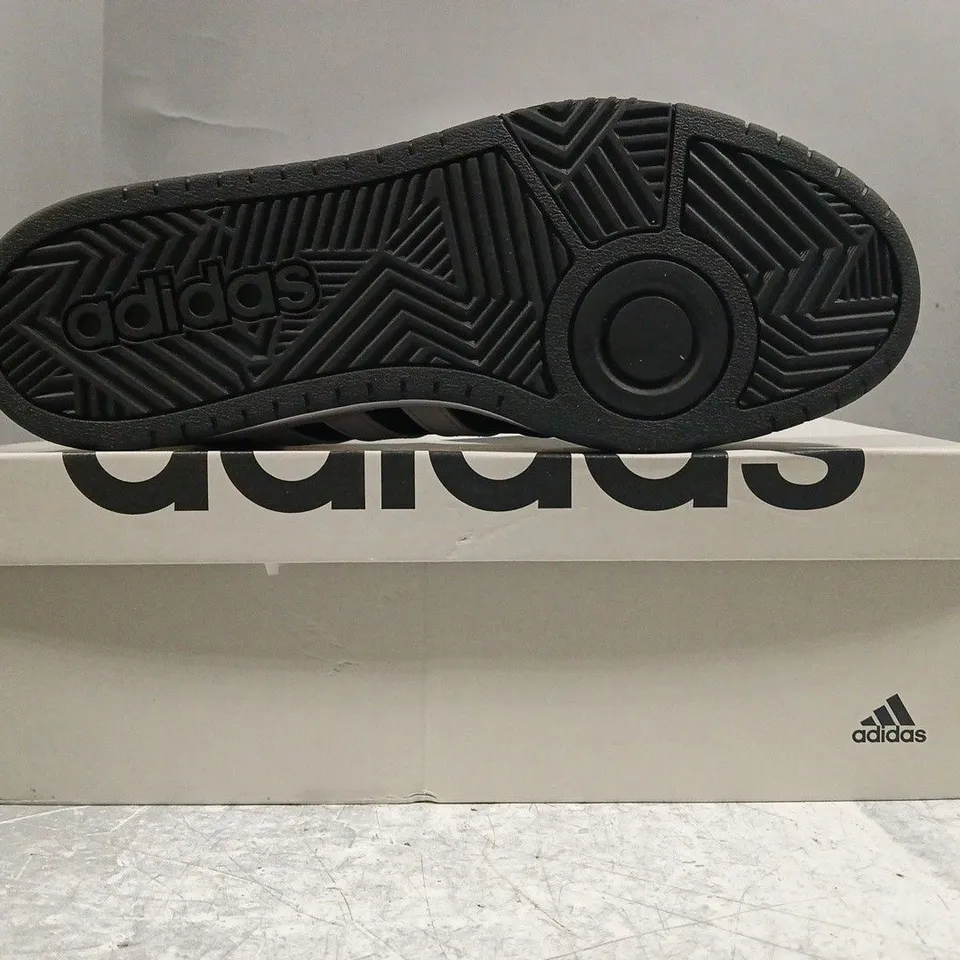 BOXED PAIR OF ADIDAS HOOPS 3.0 MID SHOES IN BLACK/WHITE SIZE UK 12.5
