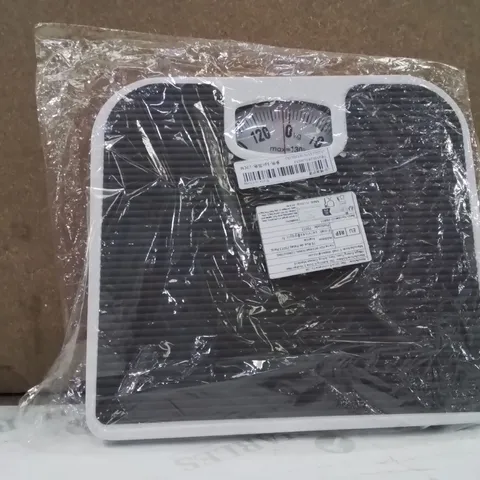 BOXED WEIGHING SCALES 