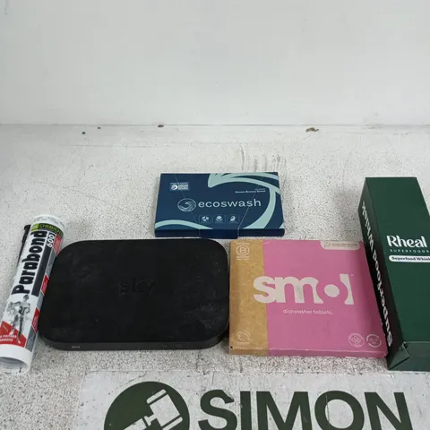 APPROXIMATELY 25 ASSORTED ITEMS INCLUDING RHEAL SUPERFOOD WHISK, SMOL DISHWASHER TABLETS AND ECOSWASH SHEETS