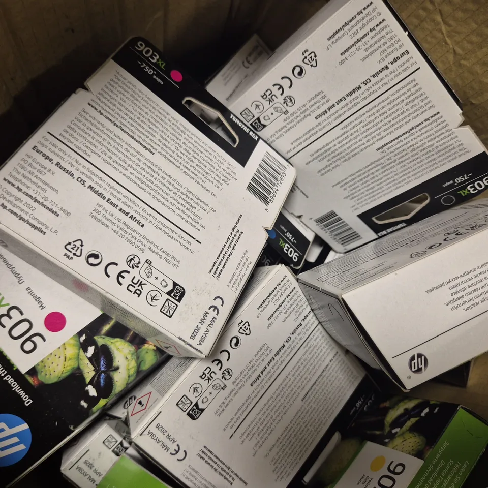 BOX OF APPROXIMATELY 20 HP 903XL INK PACKS