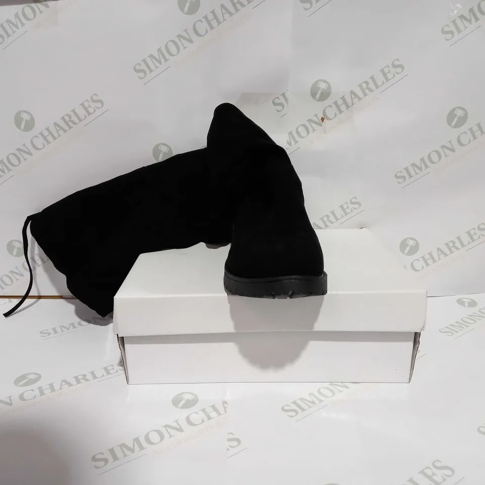 SHEIN TIE BACK SLIP-ON SOCK BOOTS - EU 40