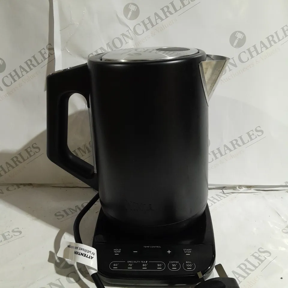 BOXED NINJA PERFECT TEMPERATURE KETTLE KT200UK