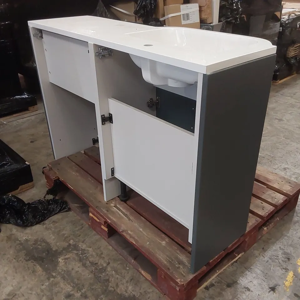 BATHROOM WC VANITY UNIT WITH BASIN 