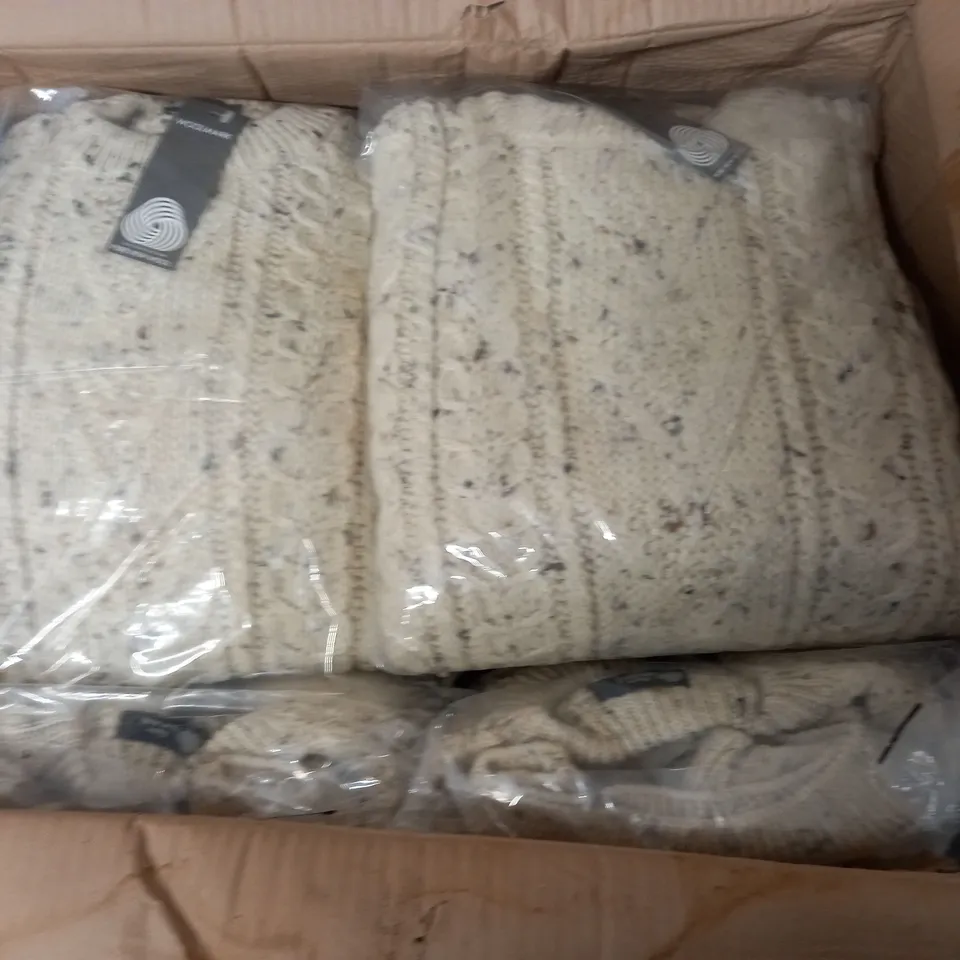 LOT OF APPROXIMATELY 10 AS NEW PURE NEW WOOL KNITTED CREW JUMPERS IN ECRU - ALL L