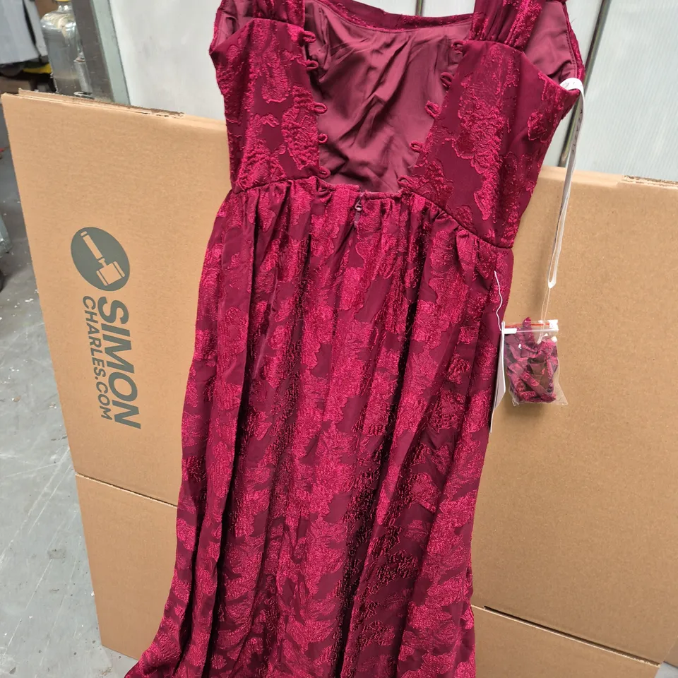 UK 8 AZAZIE ATELIER HAZEL DRESS – WINE (US 4)
