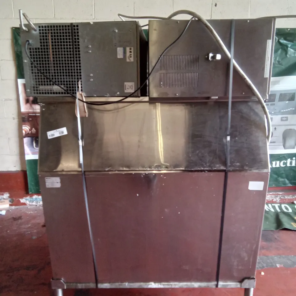 COMMERCIAL FOLLETT ICE MAKER WITH VENTILATION 
