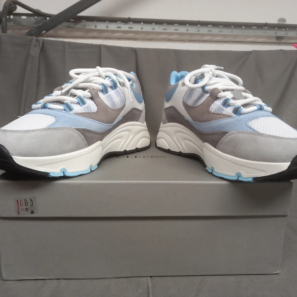 BOXED PAIR OF CLEENS AERO RUNNER IN POWDER BLUE UK SIZE 11