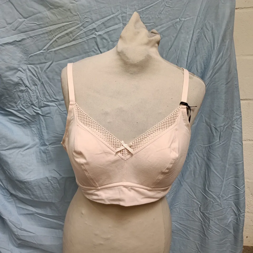 POUR MOI LOVE TO LOUNGE COTTON NON-WIRED BRA – PEARL, UK 38C