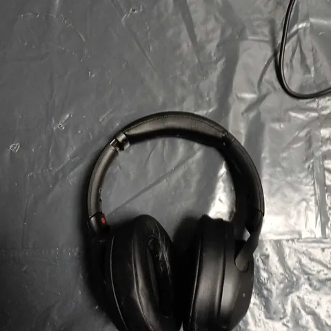 SONY OVER-EAR HEADPHONES – BLACK 