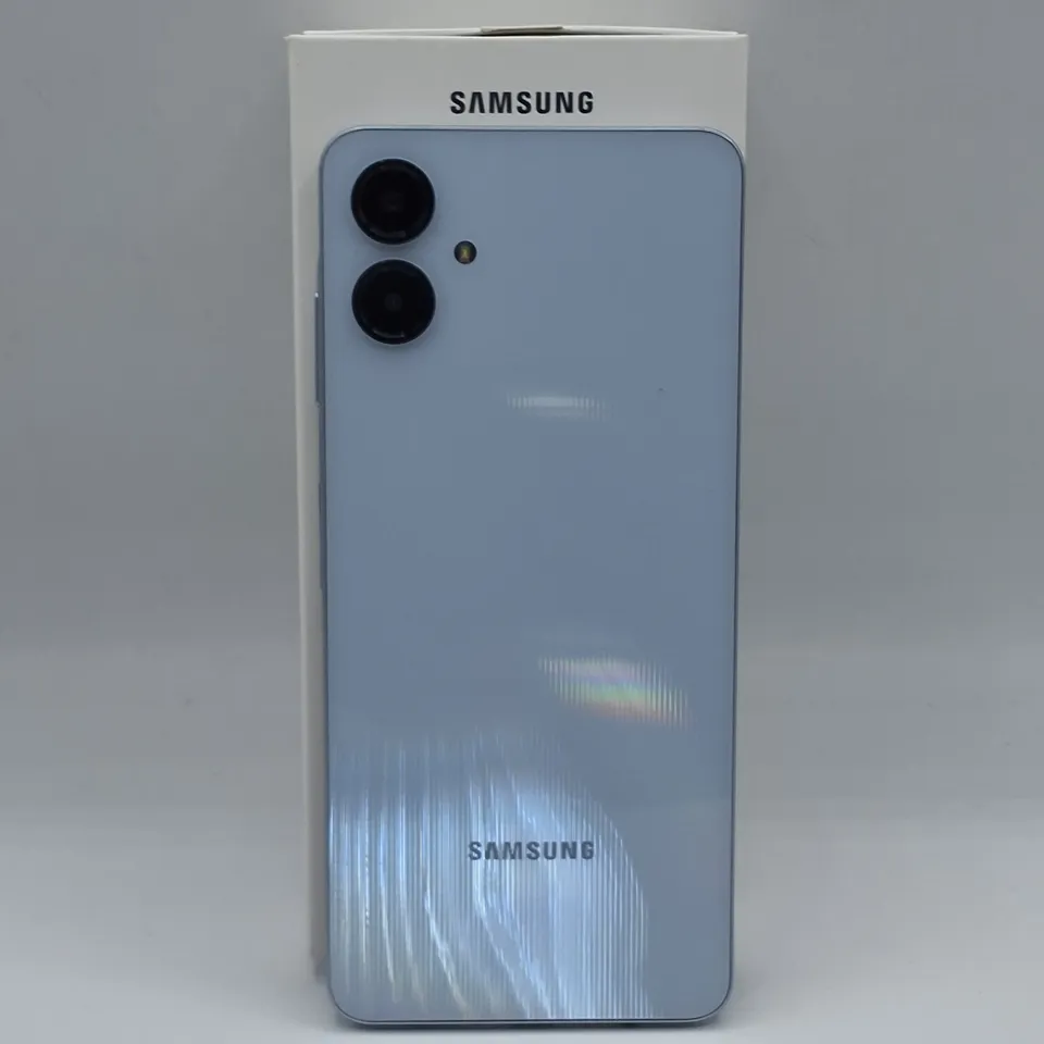 BOXED SAMSUNG GALAXY A06 4GB/64GB IN LIGHT BLUE - SM-A065F