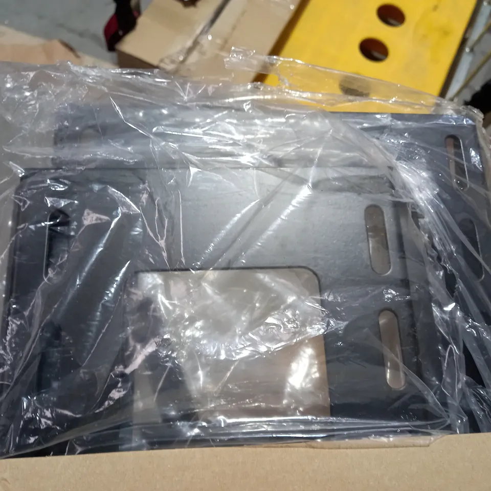 BOXED FORGING MOUNT LONG ARM TV WALL MOUNT