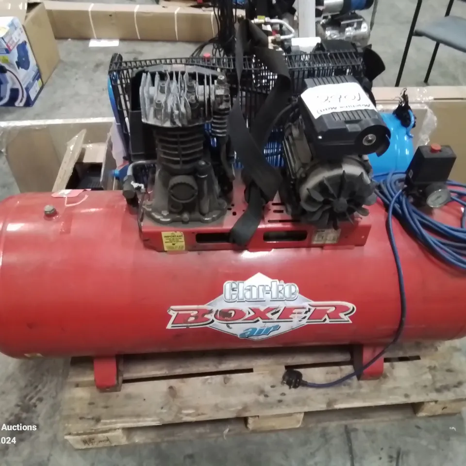 INDUSTRIAL CLARKE BOXER AIR COMPRESSOR -UNTESTED-