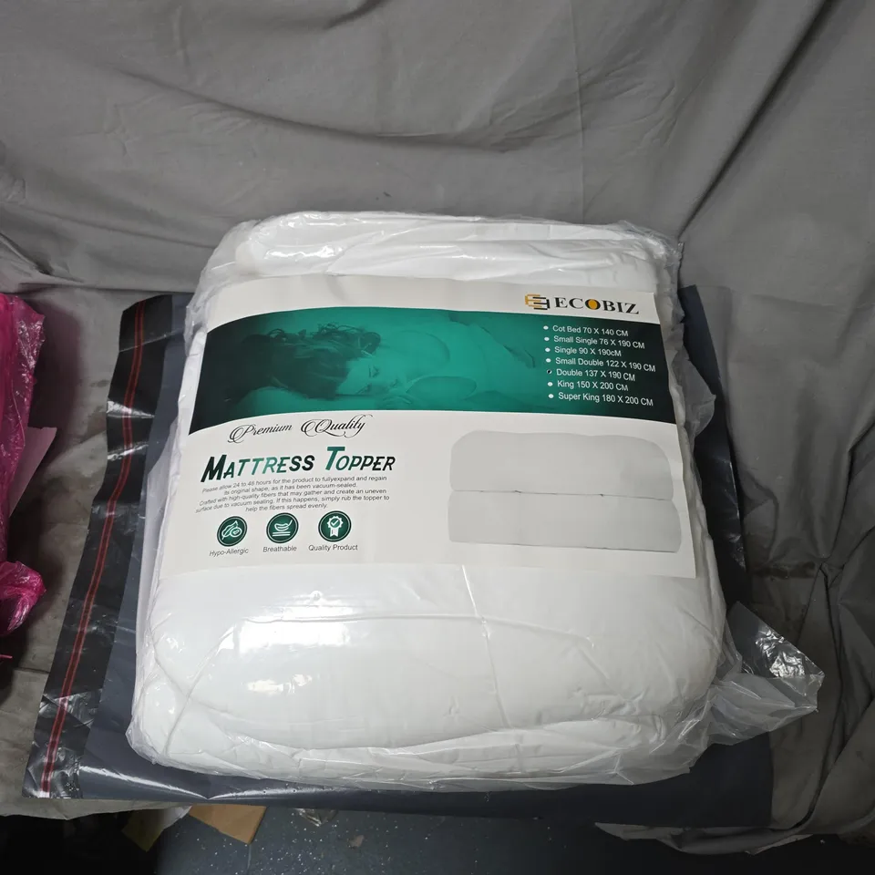 ECOBIZ MATTRESS TOPPER – WHITE, SEALED - SIZE DOUBLE BED 