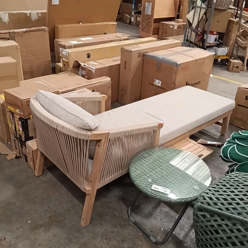 OUTDOOR LOUNGER - BEIGE/NATURAL