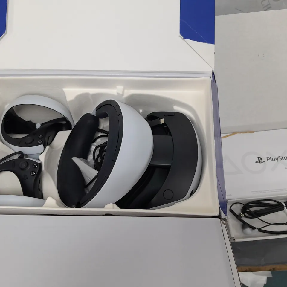 BOXED PLAYSTATION VR2