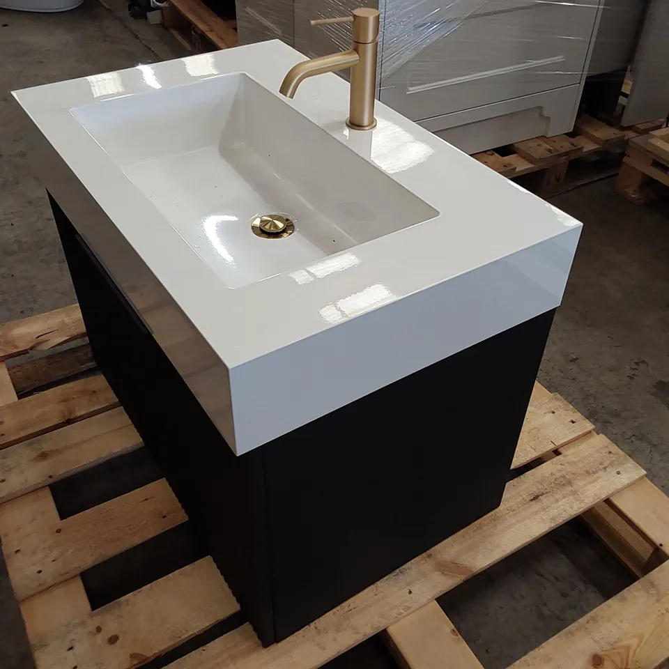 DESIGNER BATHROOM UNIT WITH SINK BASIN AND MIXER 