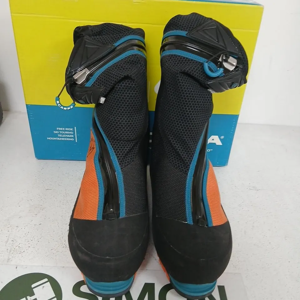 SCARPA PHANTOM 8000 MOUNTAINEERING BOOTS – BLACK/ORANGE, EU 42 (UK 8)