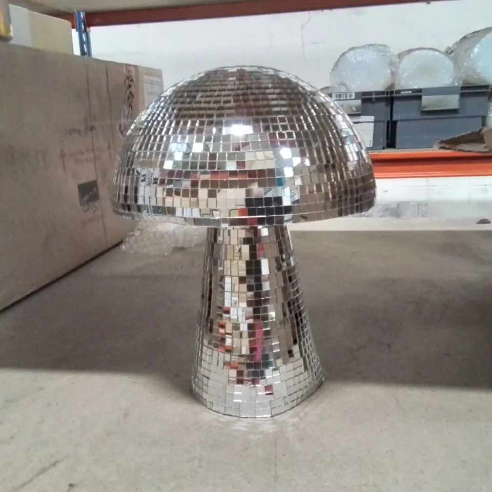 BOXED GLITTER BALL MUSHROOM 