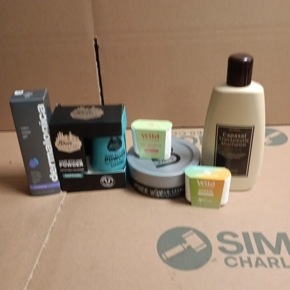 APPROXIMATEY 20 ASSORTED HEALTH AND BEAUTY PRODUCTS TO INCLUDE - DERMALOGICA CALM WATER GEL - CAPASAL THERAPEUTIC SHAMPOO AND WILD DEODORANT REFILLS