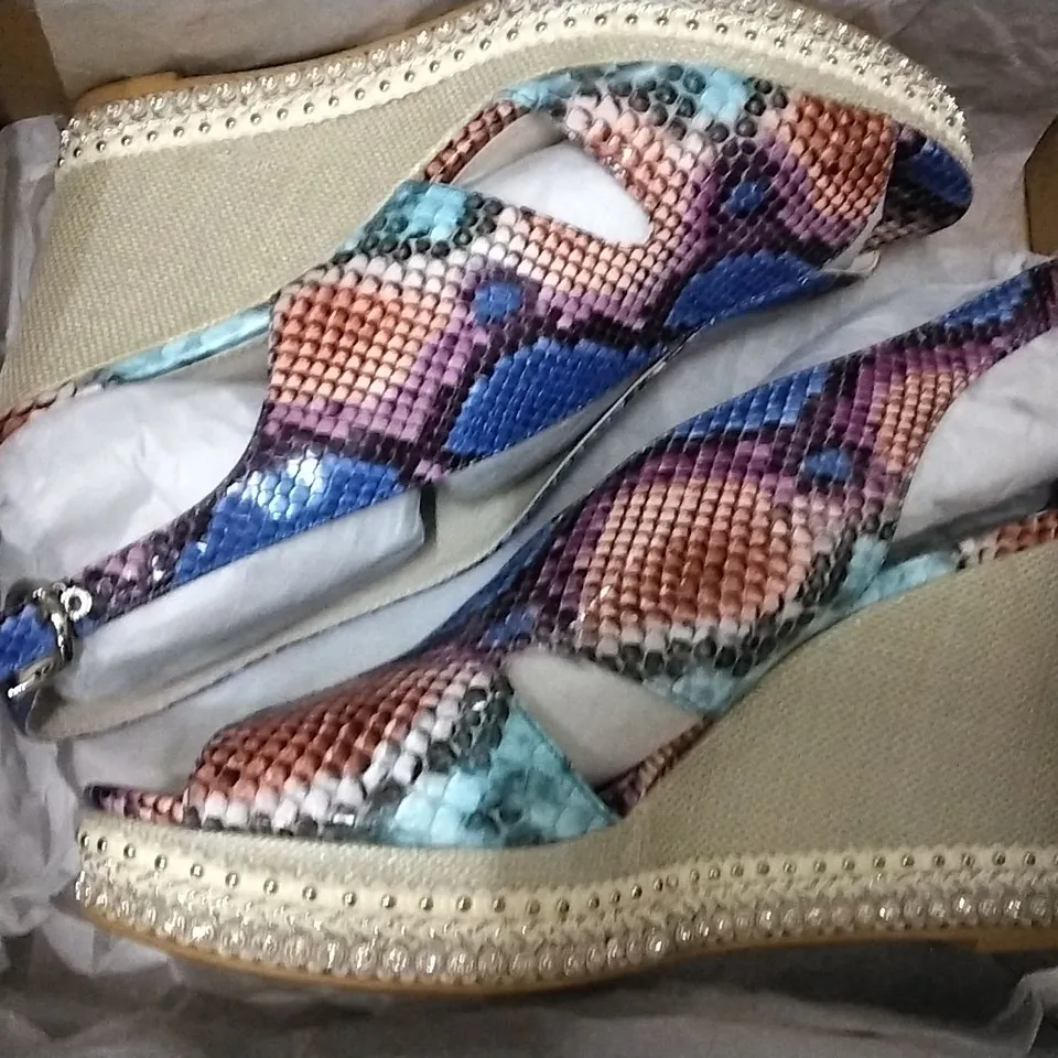 3 SHOE BOXES CONTAINING MODA IN PELLE WELDI ZEBRA V CUT SHOE BOOTS SIZE 3, DUNE LONDON BLACK LEATHER SNAFFLE TRIM LOAFERS - SIZE 8, MODA IN PELLE EMBELLISHED WEDGE MULTI BLUE SNAKE SIZE 5