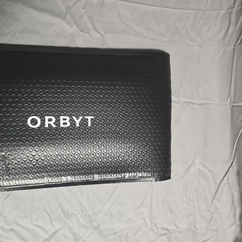 APPROXIMATELY 200 ORBYT BLACK BUBBLE-MAILER PADDED SHIPPING ENVELOPE