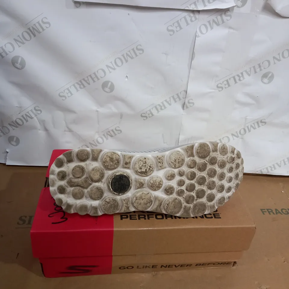 SKECHERS ORIGINAL GO WALK SIZE 6.5