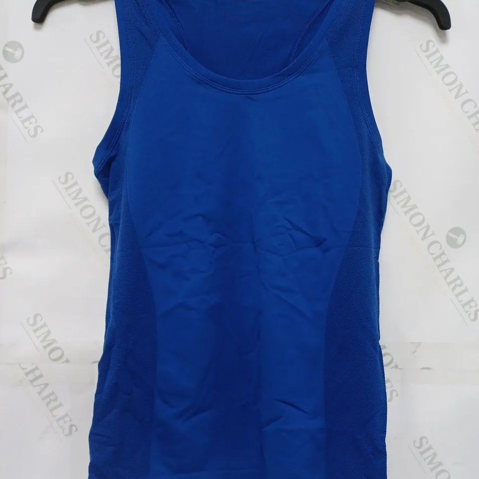 SWEATY BETTY ATHLETE SEAMLESS WORKOUT TANK TOP IN BLUE - XS