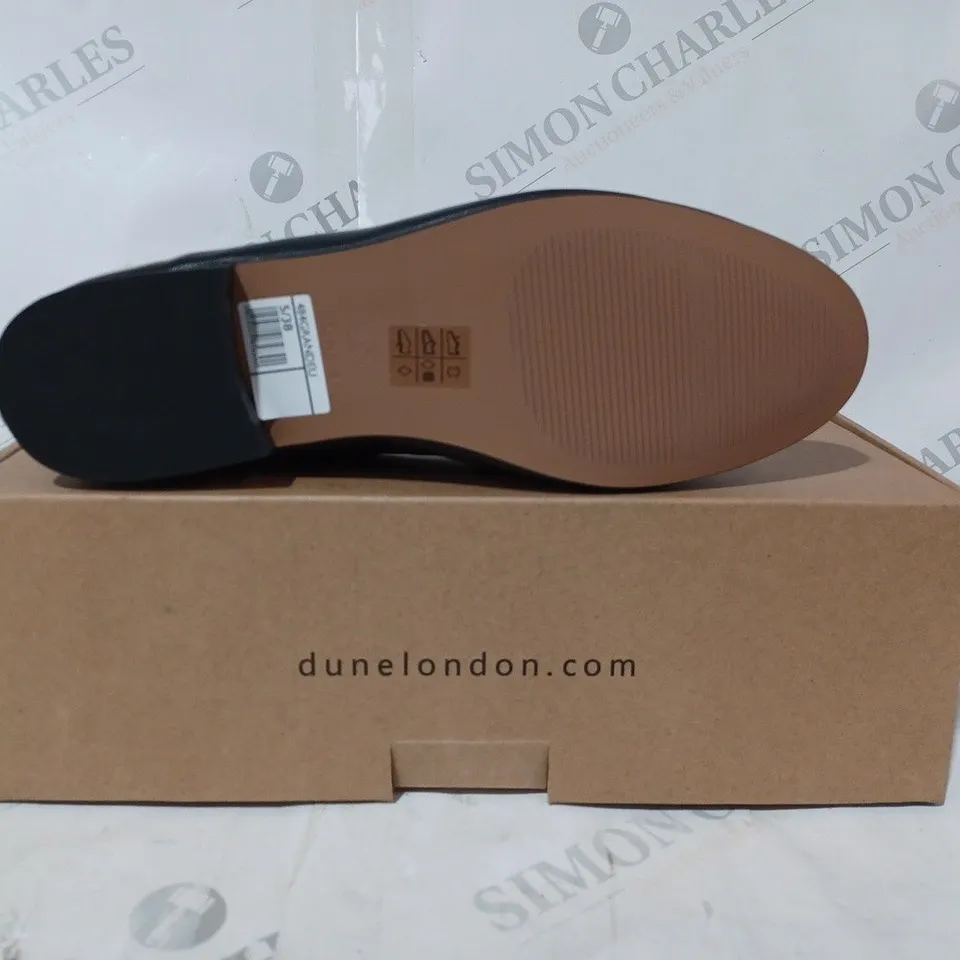 BOXED PAIR OF DUNE LONDON SNAFFLE SLIM SOLE LOAFERS IN BLACK LEATHER SIZE 5