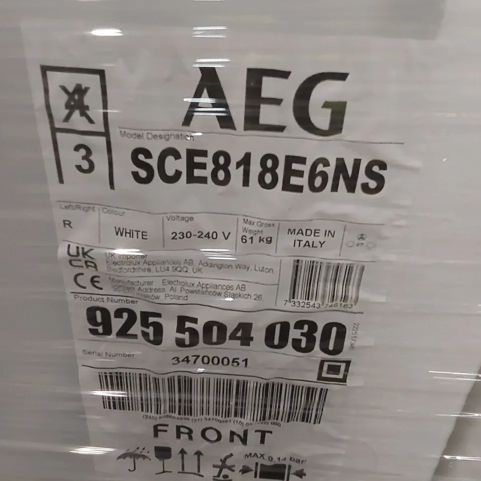 AEG 6000 SERIES INTEGRATED 50/50 FRIDGE FREEZER MODEL SCE818E6NS RRP £934