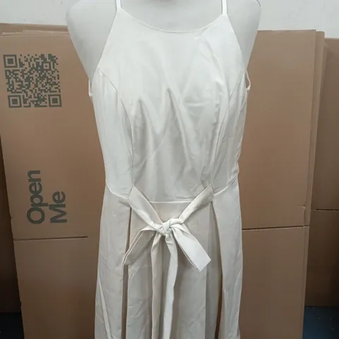 KALEIDOSCOPE WHITE SLEEVELESS FLOOR-LENGTH DRESS WITH WAIST TIE - SIZE 12