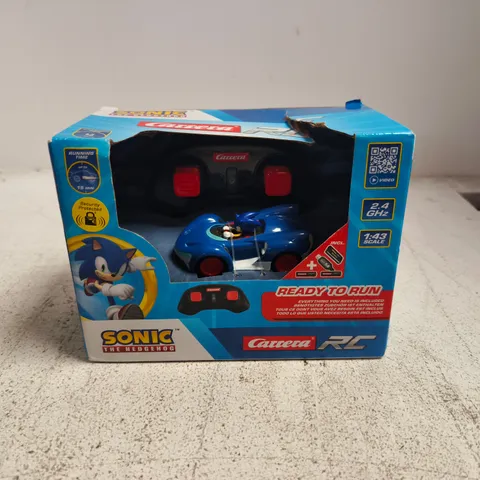SONIC THE HEDGEHOG CARRERA RC READY-TO-RUN REMOTE CONTROL CAR - BOXED (1:43 SCALE)