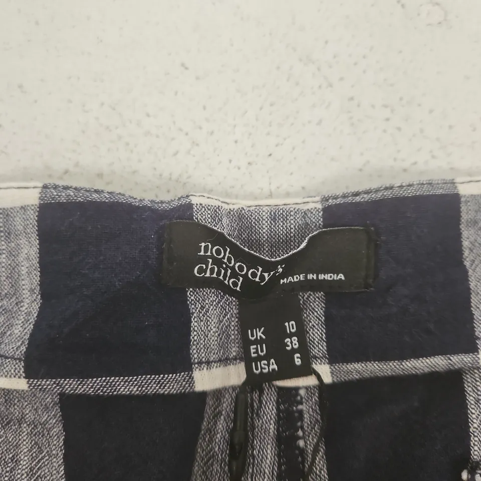 NOBODY'S CHILD CHECKERED ZIP-UP SKORTS– UK 10 (EU 38, USA 6)