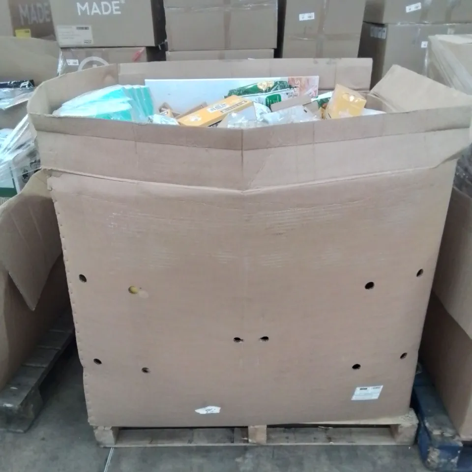 PALLET OF APPROXIMATELY 489 ASSORTED SHORT DATE/RECENTLY EXPIRED PERISHABLES TO INCLUDE;