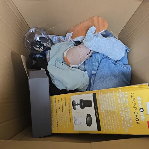 BOX OF APPROX 10 ASSORTED ITEMS TO INCLUDE CLOTHING, KITCHEN APPLIANCES ETC..