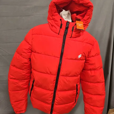 SUPERDRY HOODED SPORTS PUFFER IN RED - L