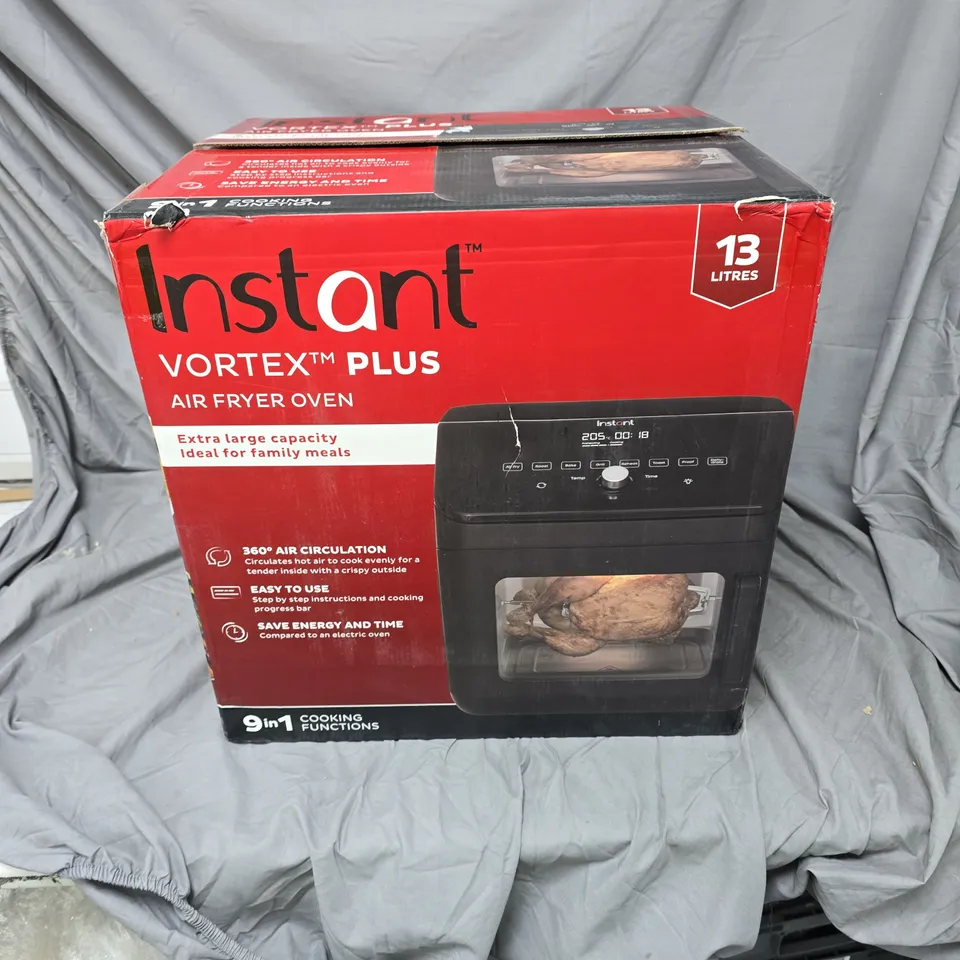 INSTANT VORTEX PLUS AIR FRYER OVEN – 13 L, BOXED